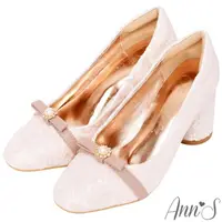 在飛比找momo購物網優惠-【Ann’S】優雅法式-蕾絲蝴蝶結珍珠高跟婚鞋(粉)
