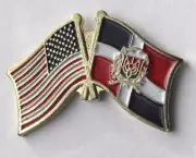 DOMINICAN REPUBLIC INTERNATIONAL COUNTRY USA COMBO FLAG LAPEL PIN BADGE 3/4 INCH