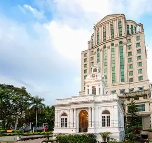 阿斯頓市政廳大酒店及服務公寓Grand Aston City Hall Hotel & Serviced Residences