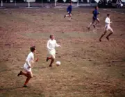Leeds United 2 v Chelsea 2 Leeds United Billy Bremner on the ball Old Photo