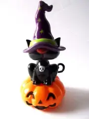 Solar Powered Bobble Head Black Cat w/ Wizard Hat Plus Head and Tail Moves