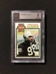 1979 Topps Football RAYMOND CHESTER #189 BVG/BGS GRADED 9 - MINT B
