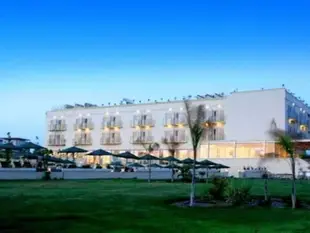 E-Hotel Larnaca Resort & Spa