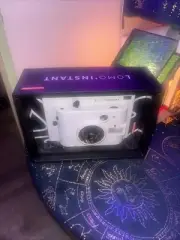 Lomography Lomo Instant White Film Camera Working Condition.