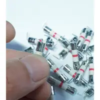 在飛比找蝦皮購物優惠-組合 10 個保險絲 5A -250v 正品 Busssma