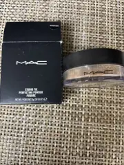 MAC STUDIO FIX PERFECTING POWDER MEDIUM DARK NEW
