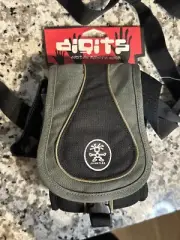 Crumpler DIGITS Sporty Guy 0.6 Black Pouch Camera Bag used