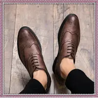 在飛比找Yahoo!奇摩拍賣優惠-男士休閑皮鞋男英倫復古商務正裝韓版潮流布洛克皮鞋雕花透氣棕色