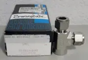 (5) Swagelok SS-810-3-8TFT Female Run Tee Fitting 1/2 OD x 1/2 FNPT x 1/2 OD NEW