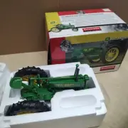 Ertl 1/16 John Deere Model B 1937 Tractor Firestone Ed. #29202P 0670/7500 NIB