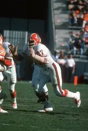 Claude Humphrey Atlanta Falcons in action v the Tampa Bay Buccanee- Old Photo