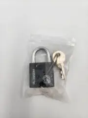 Blossom 25mm Padlock Perfect For Storage Lockers/Sheds/Gates Comes With 2 Keys
