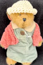 Boyds Bears & Friends 9199 Bailey Bear Brown Plush Stuffed 8" corduroy Dress Hat