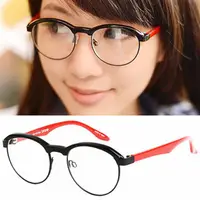 在飛比找momo購物網優惠-【Seoul Show】復古小眉框 平光眼鏡(6762 黑框