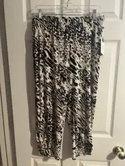 Chico's Knit Kit Ankle Pants Size 1 The Ultimate Fit LEOPARD ANIMAL NWT