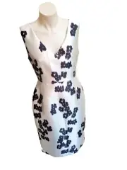 BNWT Perri Cutten Floral Lucia Silver Pencil dress size 8 S Formal office Vneck