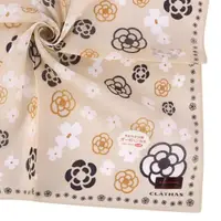 在飛比找momo購物網優惠-【CLATHAS】山茶花與幸運草純綿帕巾領巾(卡其色)