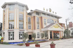 成都雲崖牧歌酒店Yun Ya Mu Ge Hotel