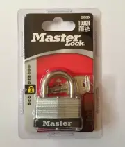 Master Lock 500D 13/16in 21mm Padlock 1-3/4in 44mm Security Lock with 2 Keys
