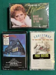 3 NEW SEALED Country Xmas Cassettes, REBA McENTIRE,TENNESSEE Xmas, Xmas For 90's