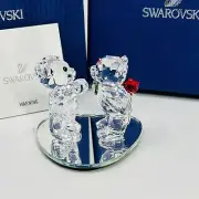 Swarovski 2017 Kris Bears - A Lovely Surprise Figurine Rare Retired 5268511
