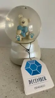 NEW Demdaco DECEMBER Birthstone Bear Water Globe MUSICAL Twinkle Little Star