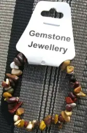 Mookaite Jasper Stretch Chip Bracelet