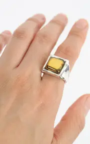 [Keane] Square Cabochon Ring
