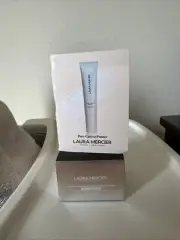 Laura Mercier Translucent Loose Setting Powder and Primer