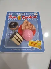 VINTAGE ~ 1987 Mel Appel~ FUN COOKIN Playset ~DESSERT TREATS~ NEW IN SEALED PACK