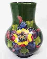 MOORCROFT VASE 4.25" tall NEW NEVER USED made in England 20th Century Mark