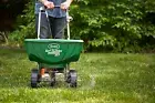 Push Fertilizer Spreader Seeding Fertilizing Yard Lawn Care Turf Weed Killer Kit