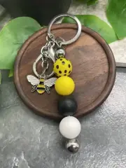 4" Silver-Tone Silicone Beaded Charm Keychain New Free Ship Bumble Bee A3592
