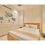 Bin Bin 10 - Mimosa Hotel Near Tan Son Nhat Airport