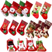 在飛比找momo購物網優惠-可愛聖誕襪 聖誕佈置 聖誕裝飾(房間佈置 聖誕樹佈置)