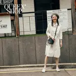 Ｑｕｅｅｎ Ｓｈｏｐ【01023173】抽象圖案印花長版襯衫＊現+預＊