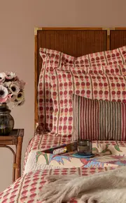 [St. Frank] Frazada Candy-Striped Linen-Cotton Pillow