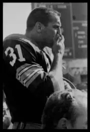 Green Bay Packers Fullback Jim Taylor during the St Louis Cardinal- Old Photo 24