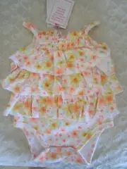Baby girls Pumpkin Patch tropical print bodysuit Size 000