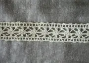 Imported Vintage Beige Crocheted Cluny Lace (3 yards) 1" wide Shipping Discount
