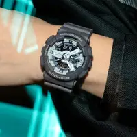 在飛比找momo購物網優惠-【CASIO 卡西歐】G-SHOCK 綠光系列雙顯運動手錶(