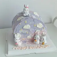 在飛比找ETMall東森購物網優惠-網紅節日派對生日蛋糕裝飾萌萌蘿卜背包拿雨傘小兔可愛兔子擺件