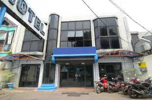 雅加達艾裏艾考伊斯蘭卡空彭吉林甘拉亞41號酒店Airy Eco Syariah Cakung Penggilingan Raya 41 Jakarta