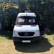Crafter Mercedes Sprinter Window Screen Cover Blackout Blind Camper Van Eyes RED