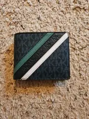 Michael Kors Leather Wallet - Black