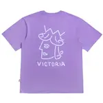 VICTORIA HK 224-103 QUEENHEAD LOGO TEE 短T (紫色) 化學原宿