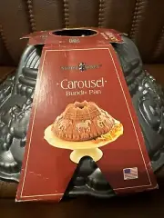 Nordic Ware Carousel Bundt Cake Pan - Heavy Cast Aluminum 10 Cup USA.New W/ Tag