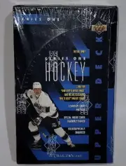 1993-94 Upper Deck NHL Hockey Series 1 Retail Only 36 Pack Factory Sealed Box