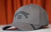 New Billabong Stretch Gray Mens PreCurved Flexfit Hat RHTNBR-65