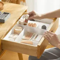 在飛比找蝦皮購物優惠-日本磨砂抽屜內分隔盒 化妝品整理盒 桌面廚具分格收納盒 文具